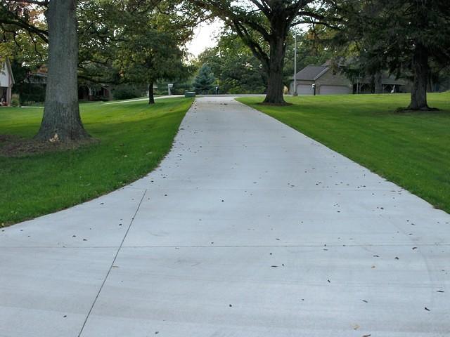 Long private driveway